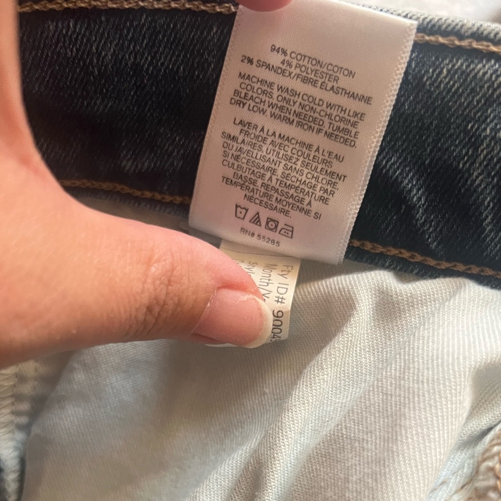 Express Mom Shorts Super High Rise Denim Shortie Women’s Size 8 - Picture 6 of 6